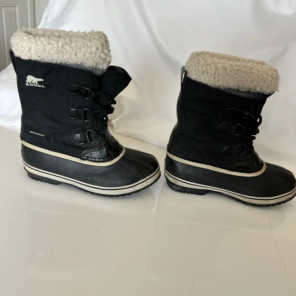 Sorel Kids Yoot Pac Nylon Snow Boots Black Waterproof NY1962-010 Size 3